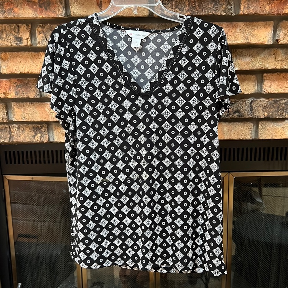 NWOT Liz Claiborne blouse size Small